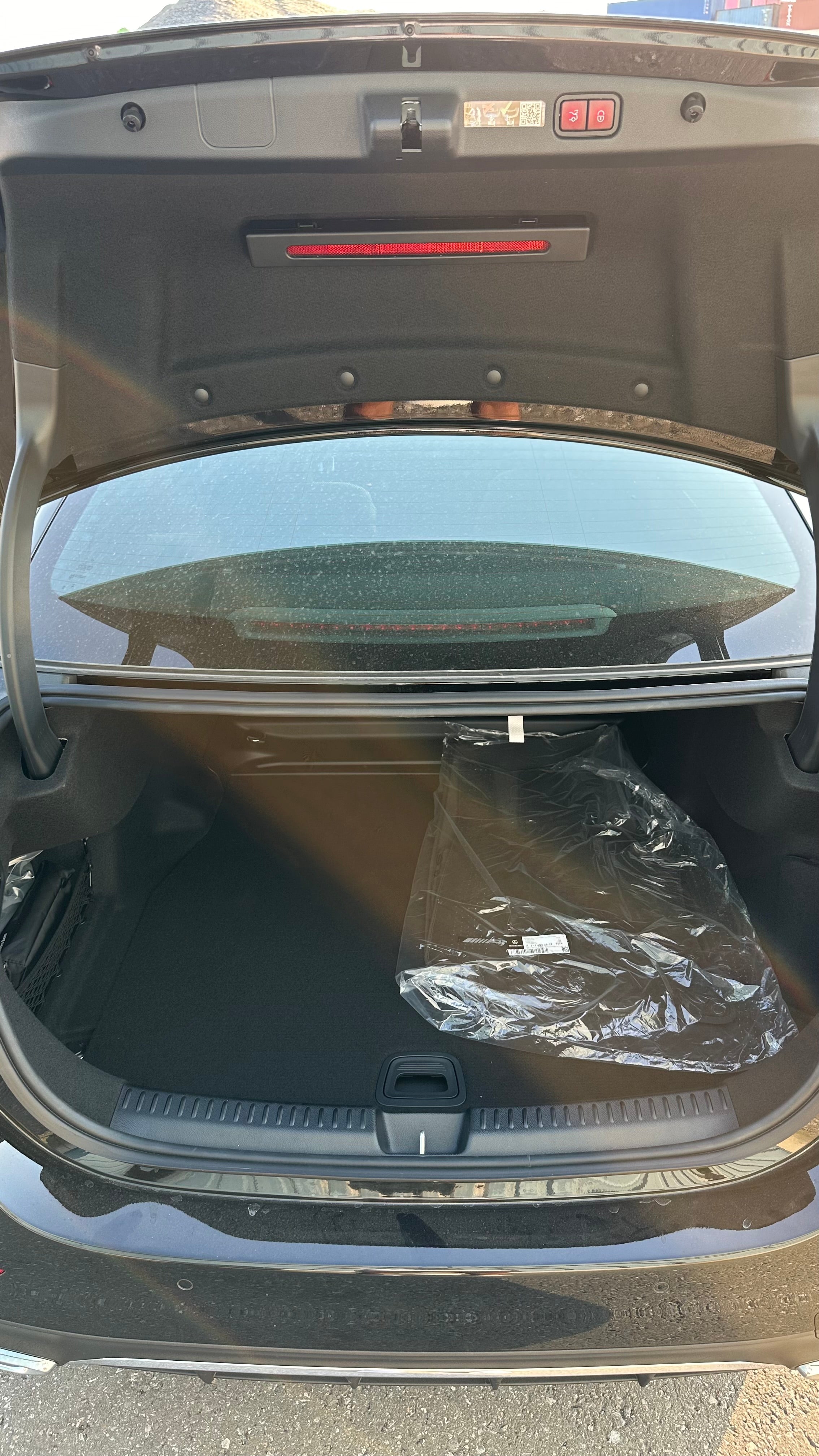 Mercedes-Benz - E200 Sedan - MY 2024