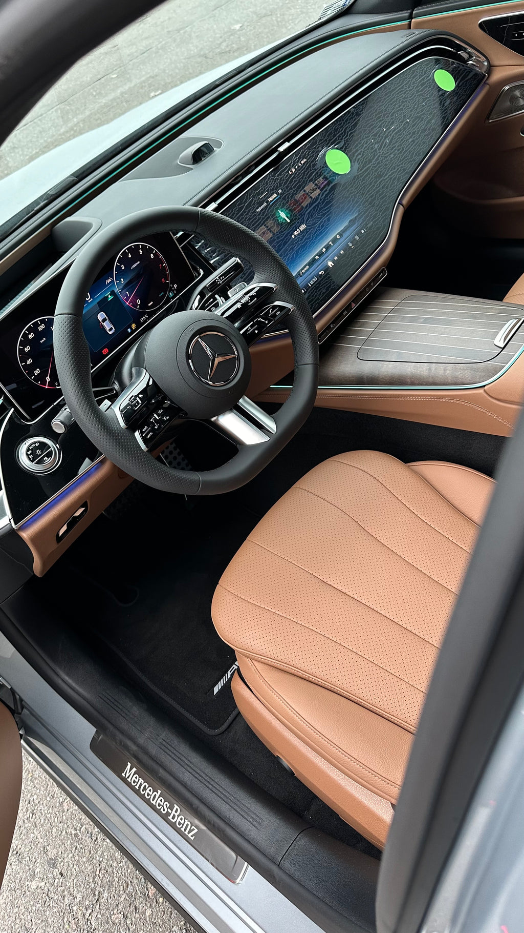 Mercedes-Benz - E200 Sedan - MY 2024