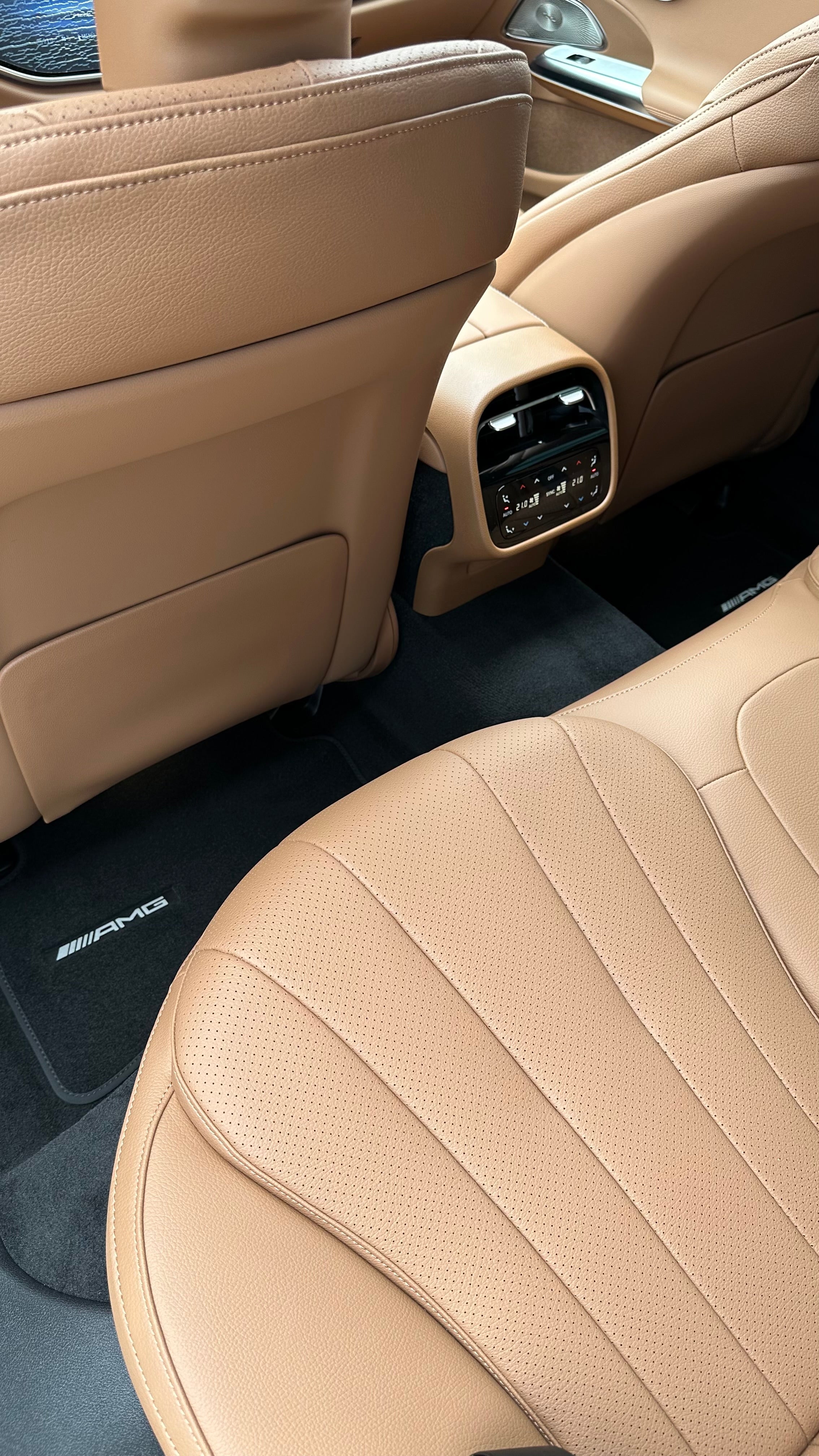 Mercedes-Benz - E200 Sedan - MY 2025