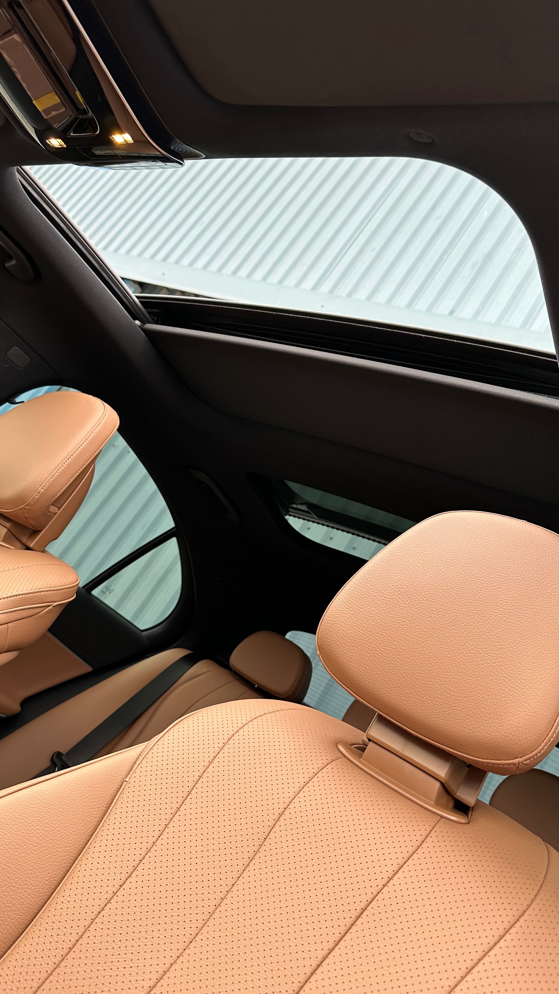 Mercedes-Benz - E200 Sedan - MY 2025