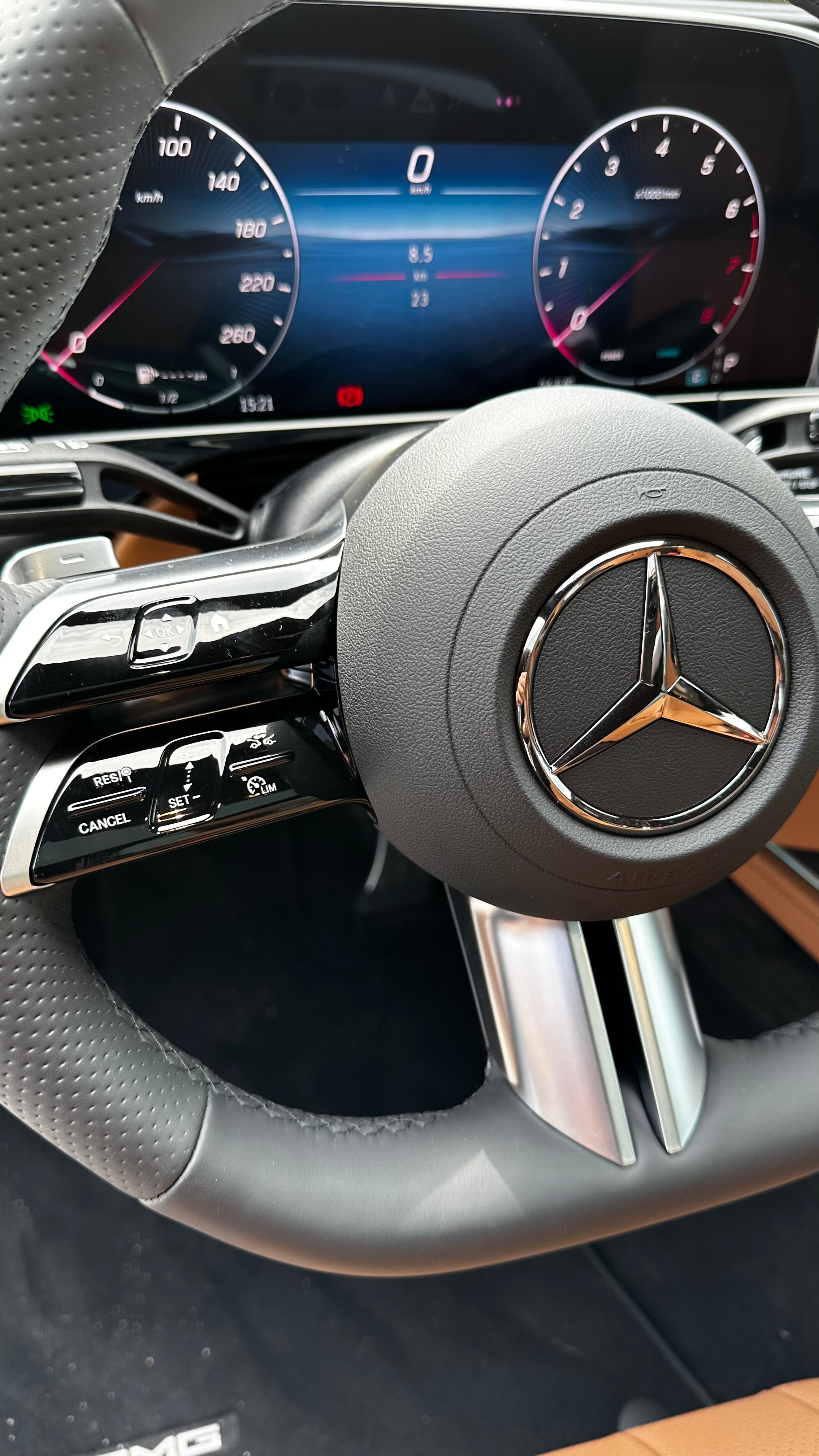 Mercedes-Benz - E200 Sedan - MY 2024