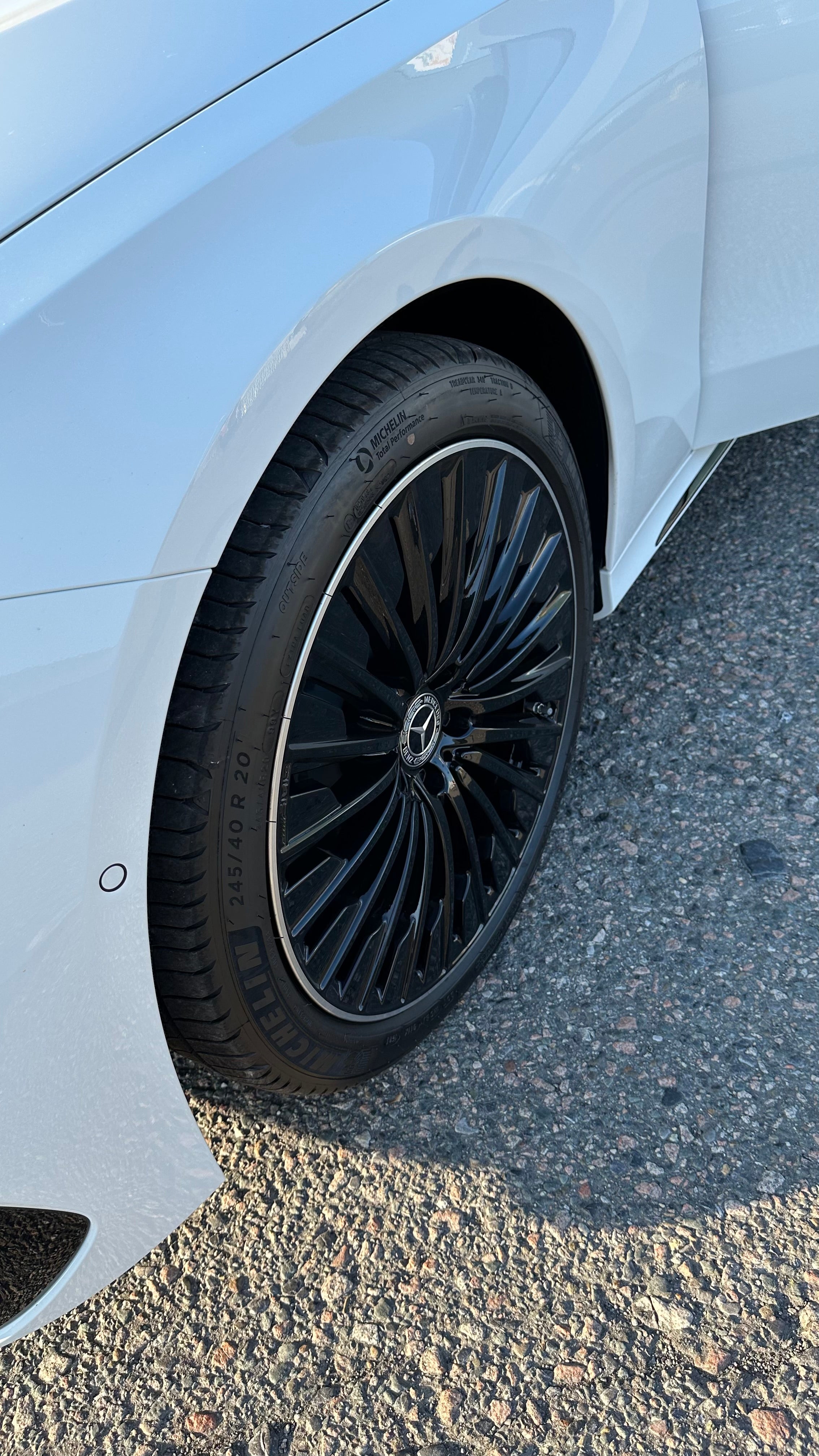 Mercedes-Benz - E200 Sedan - MY 2024