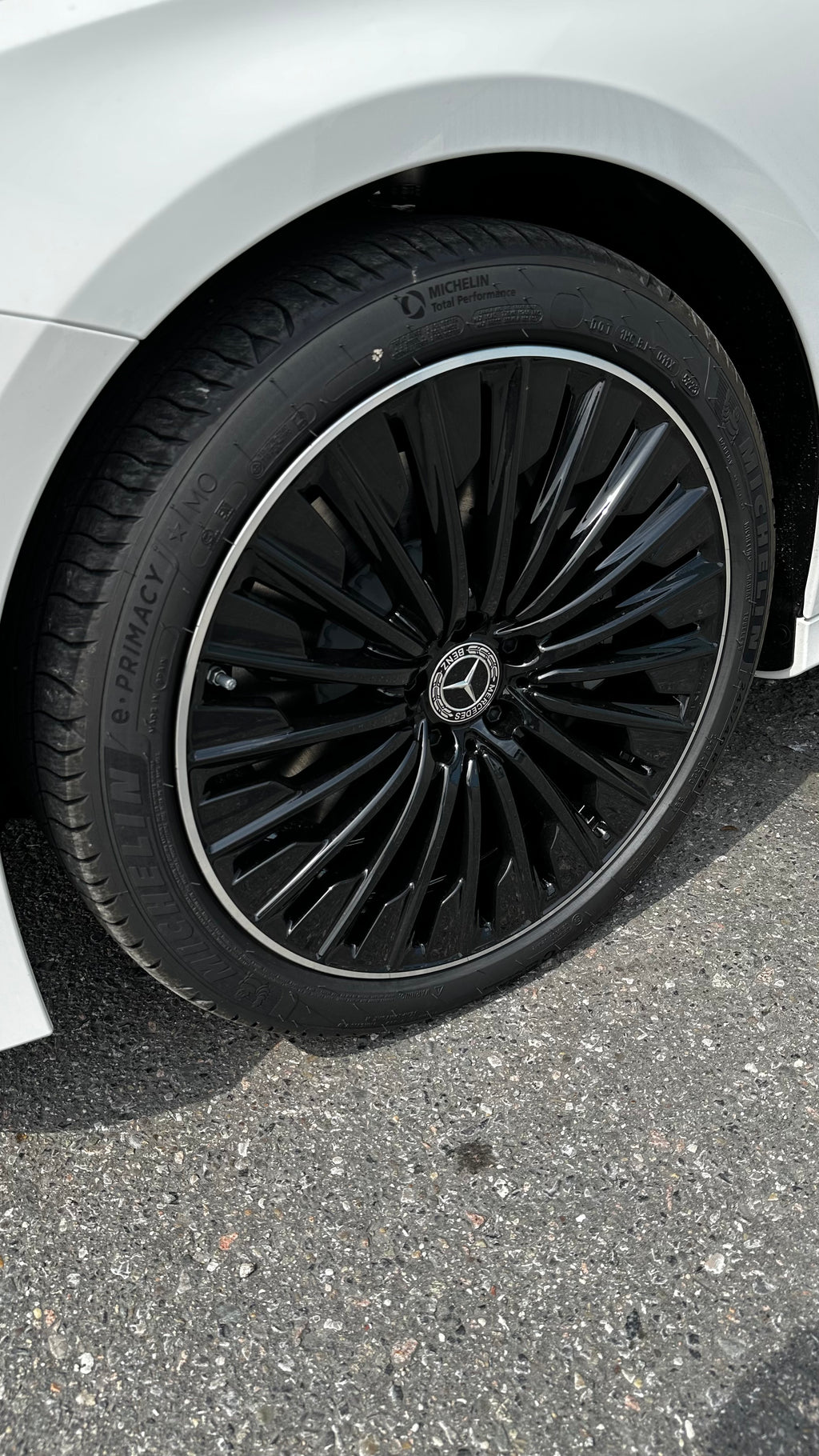 Mercedes-Benz - E200 Sedan - MY 2024