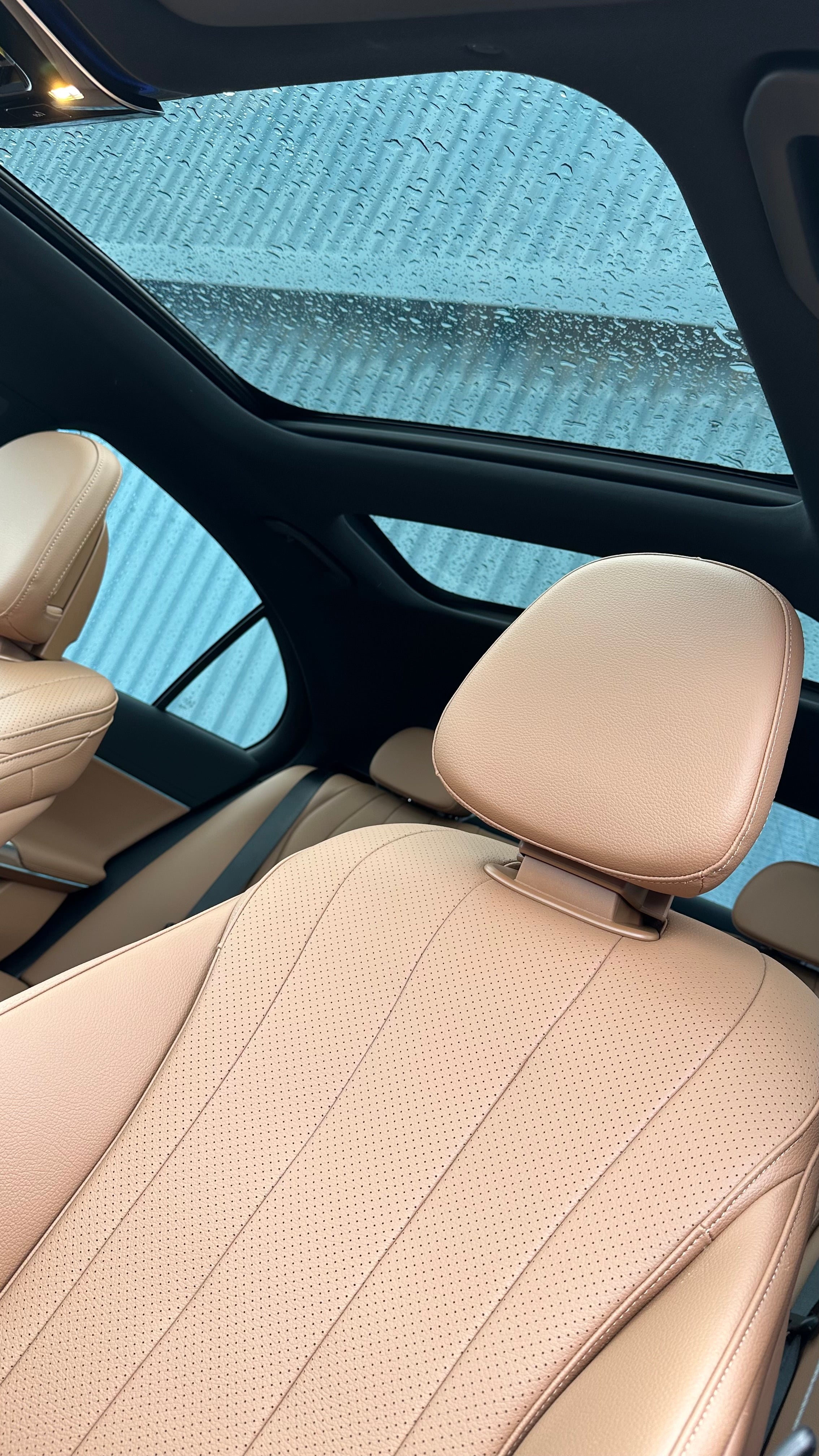 Mercedes-Benz - E200 Sedan - MY 2025