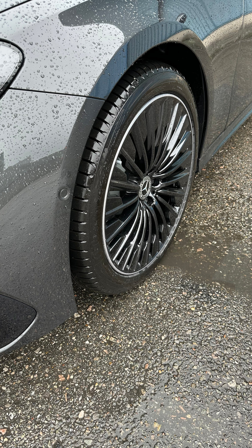 Mercedes-Benz - E200 Sedan - MY 2025