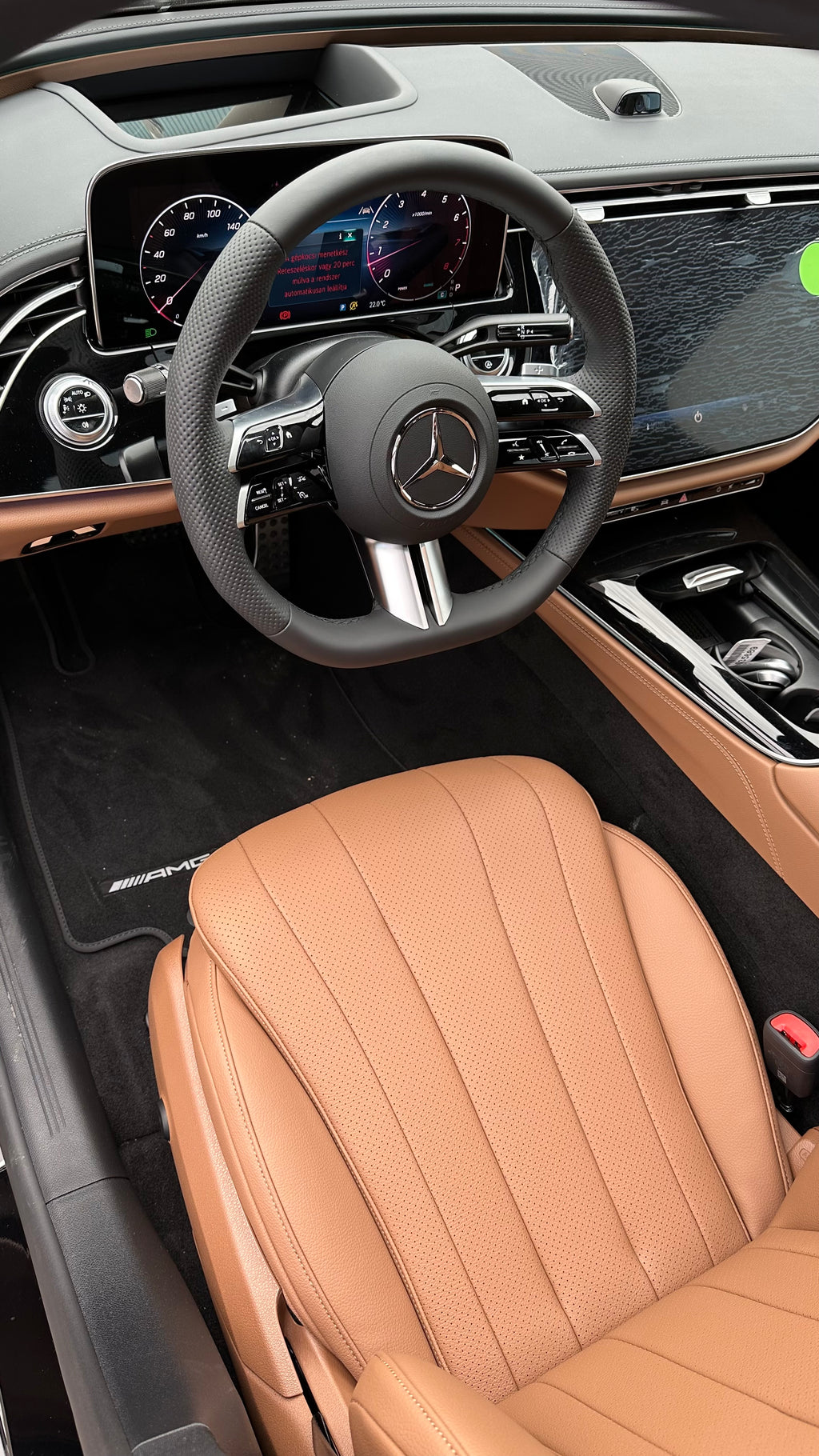 Mercedes-Benz - E200 Sedan - MY 2025