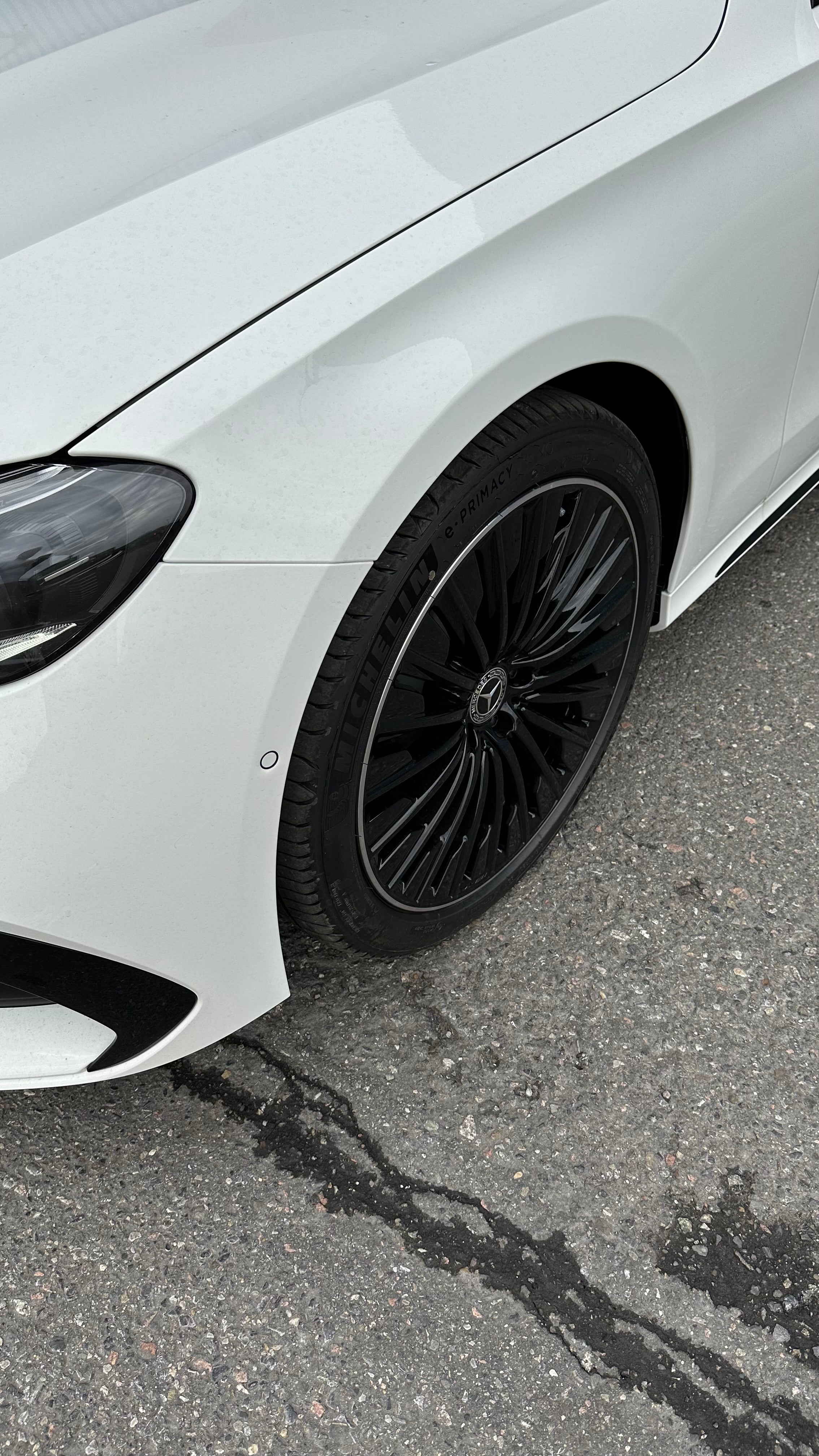 Mercedes-Benz - E200 Sedan - MY 2025