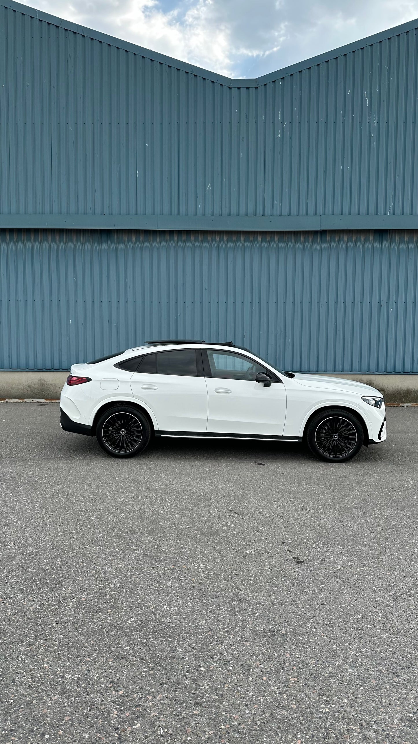 Mercedes-Benz - GLC 300 4Matic Coupé - 0km - MY 2024 - Premium-Plus - EURO 1 Possible!