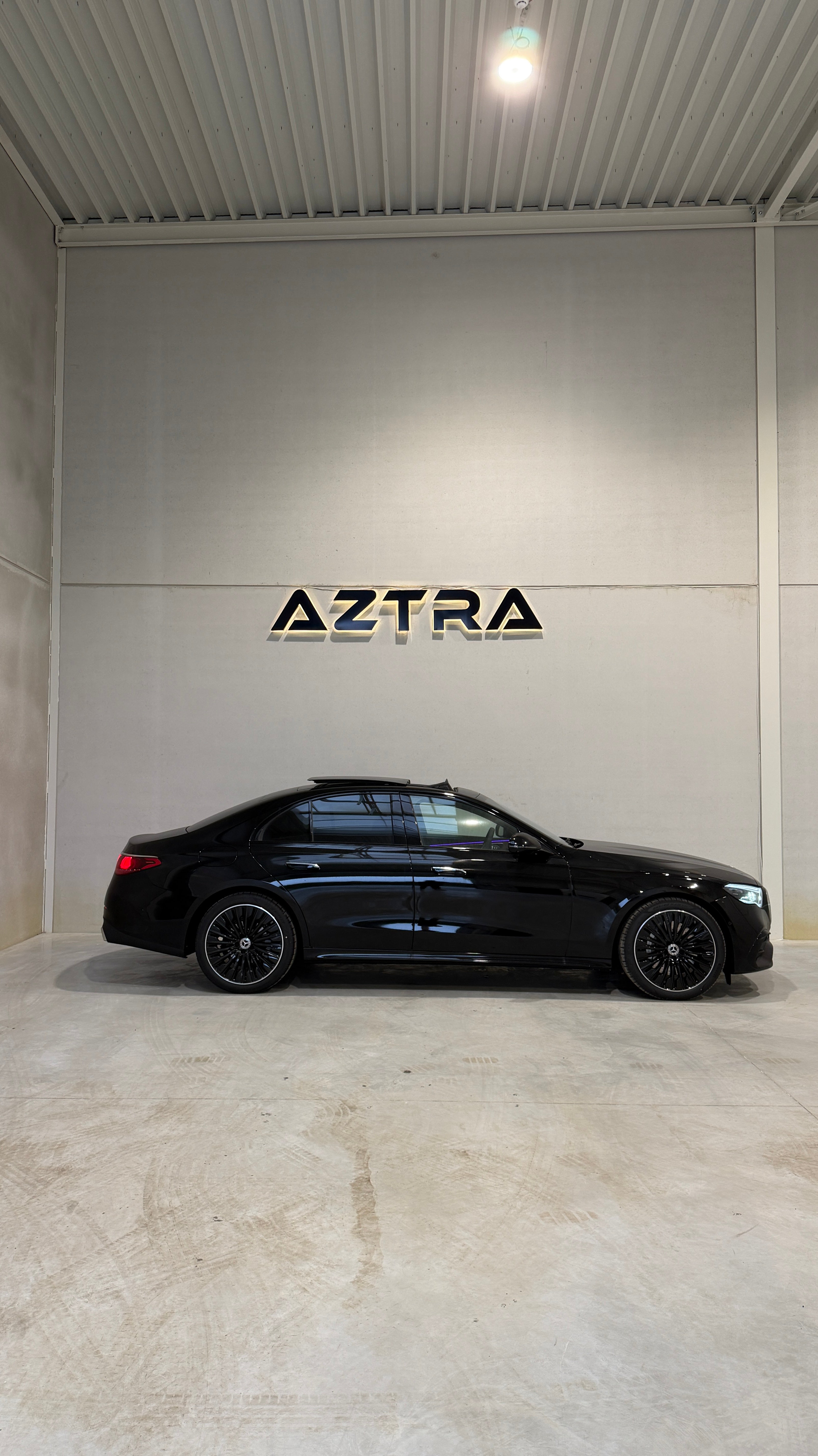 E200 Sedan - MY 2026