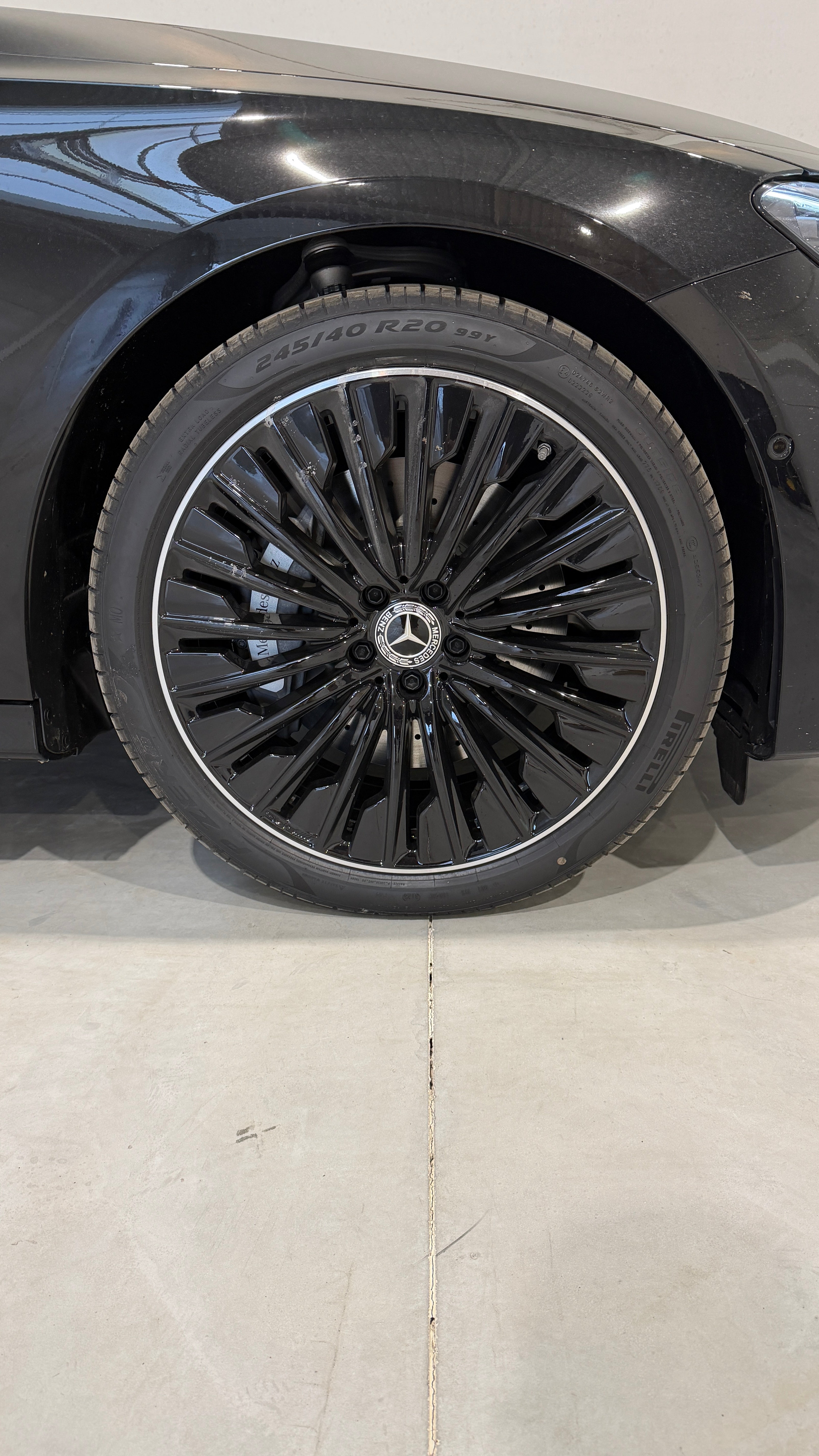 E200 Sedan - MY 2026