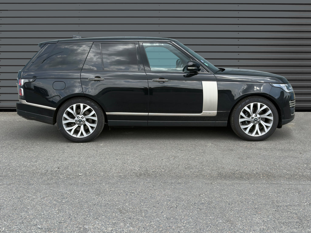 رينج روفر - RR P400e SWB - موديل 2021