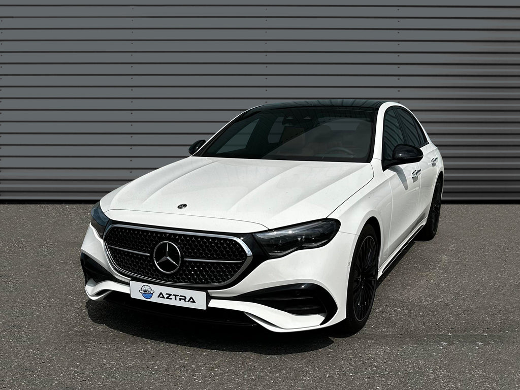 Mercedes-Benz - E200 Sedan - MY 2024