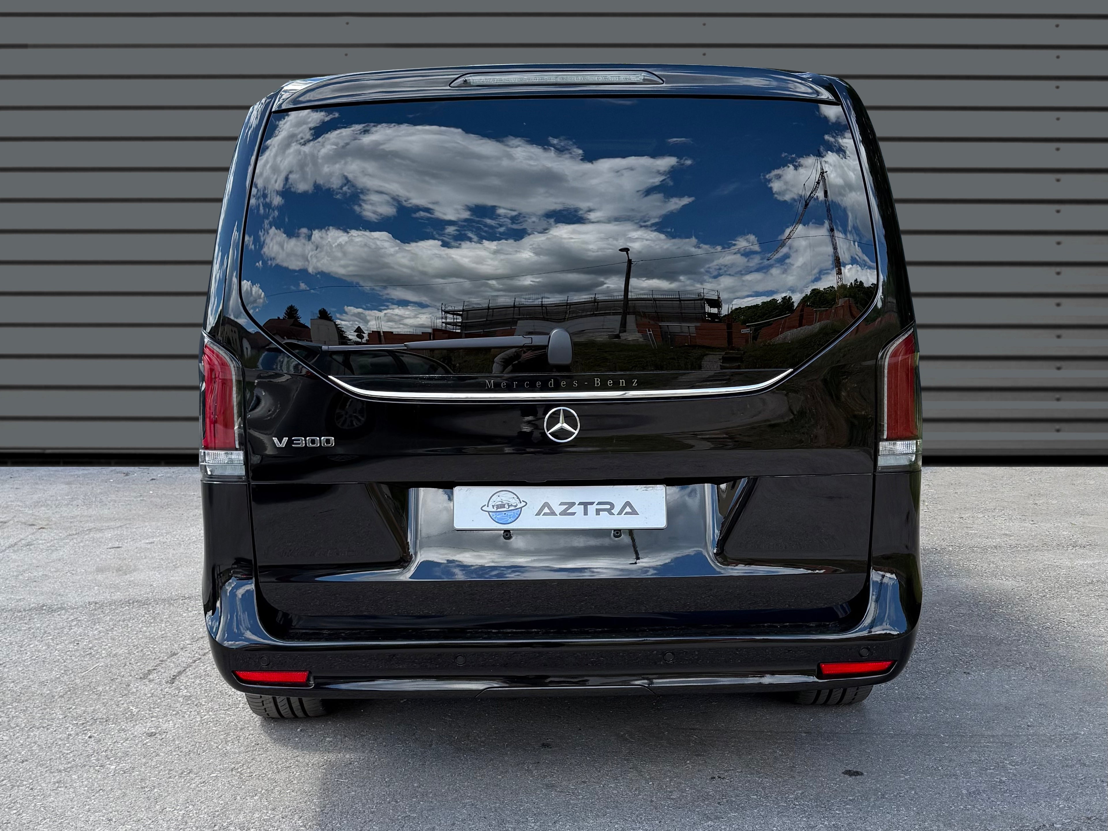 V300 Avantgarde Long Facelift - MY 2026