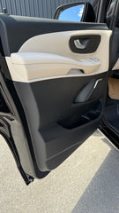 V300 Avantgarde Long Facelift - MY 2026 interior 13