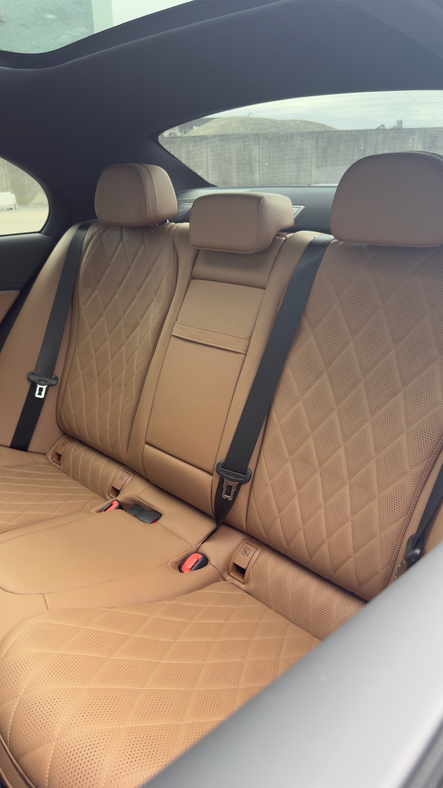 E200 Sedan - MY 2026