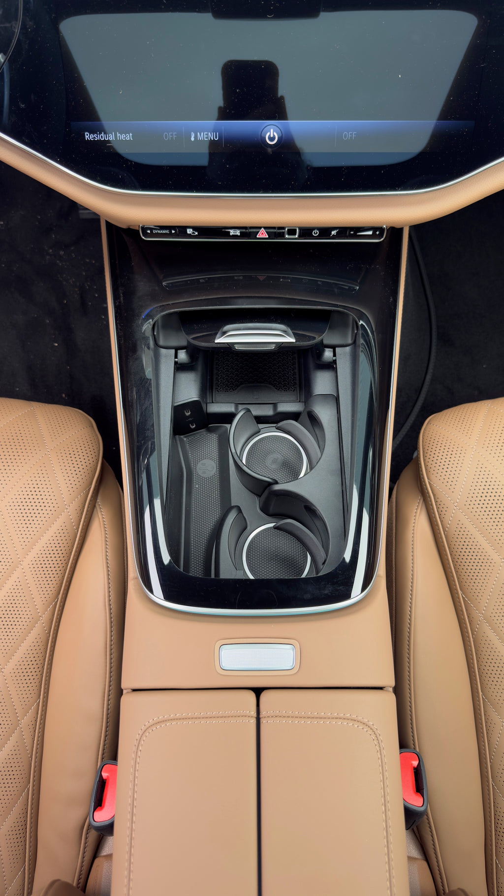 E200 Sedan - MY 2026