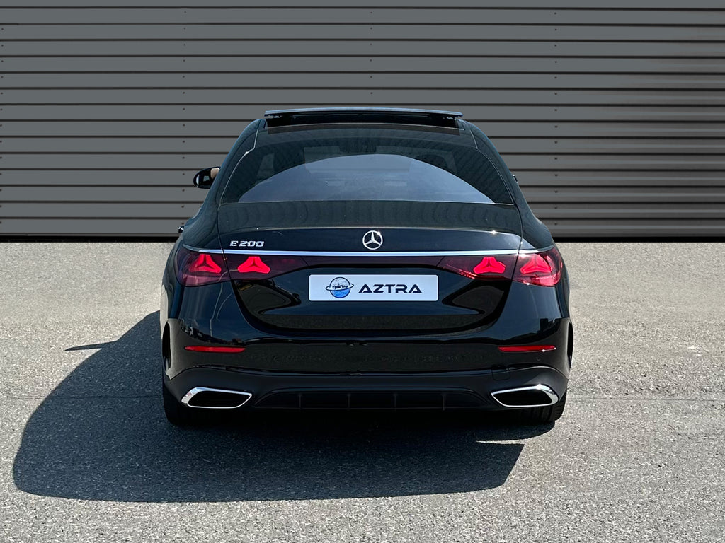 Mercedes-Benz - E200 Sedan - MY 2024