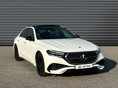 Mercedes-Benz - E200 Sedan - MY 2024 exterior 4