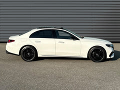 Mercedes-Benz - E200 Sedan - MY 2024 exterior 3