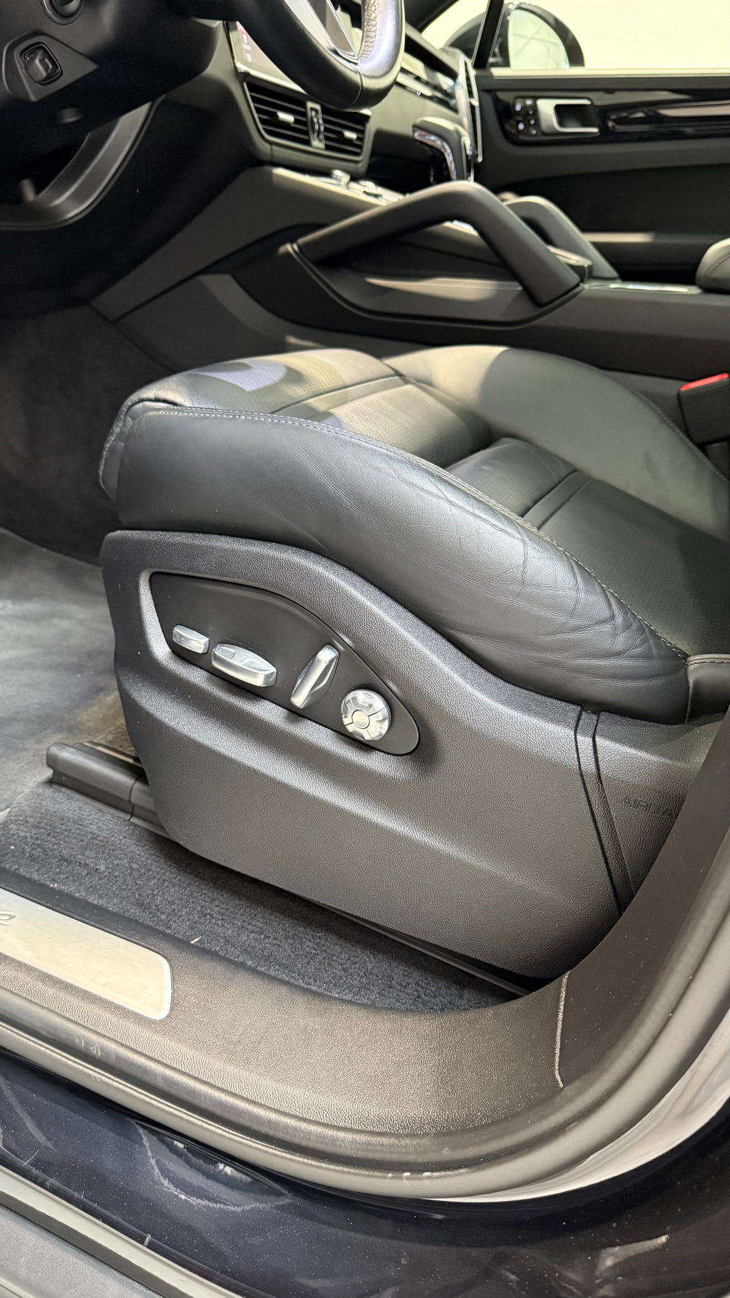 Cayenne Coupé E-Hybrid - MY 2021