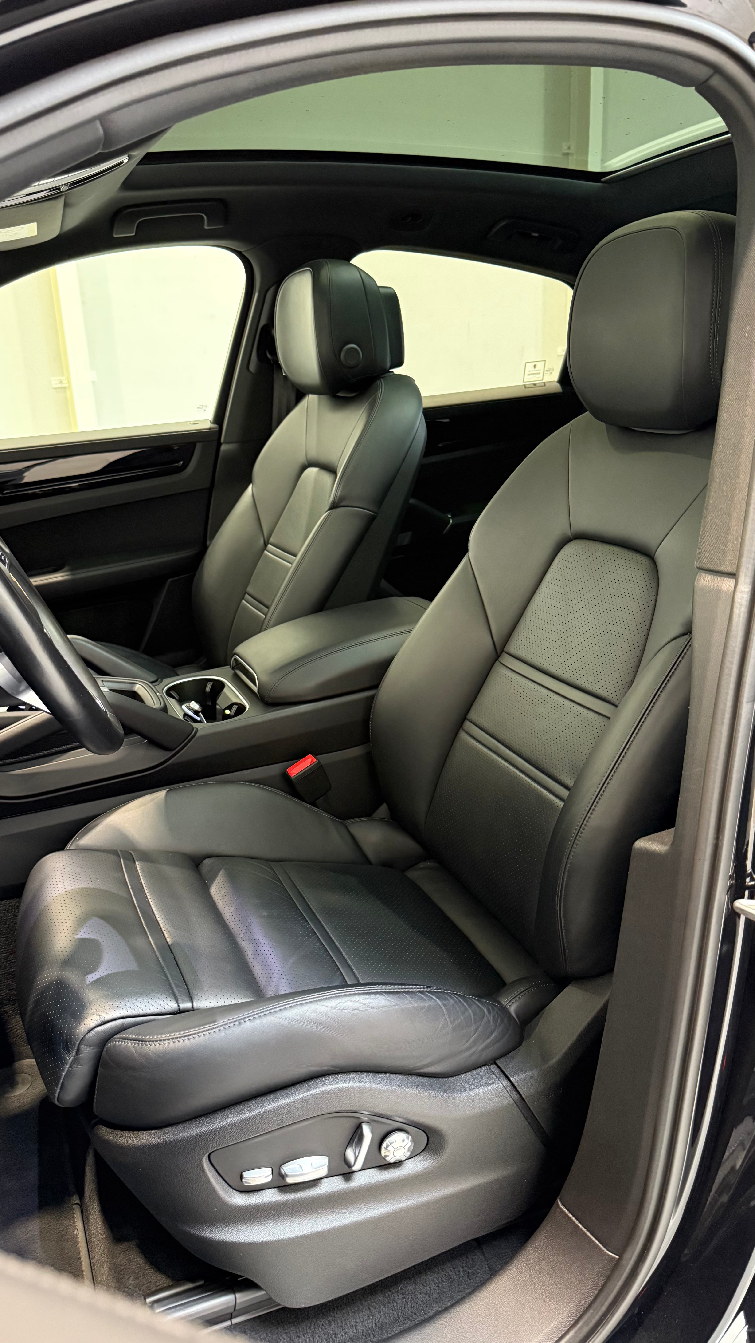 Cayenne Coupé E-Hybrid - MY 2021