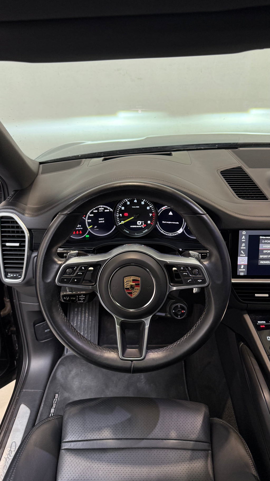 Cayenne Coupé E-Hybrid - MY 2021