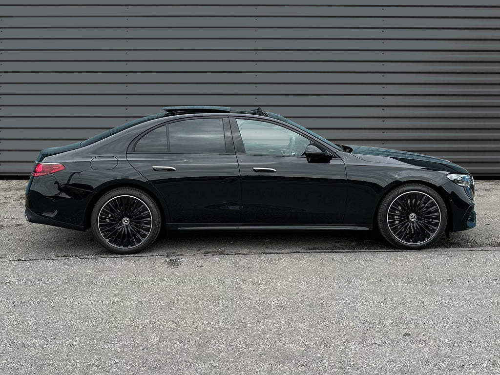 Mercedes-Benz - E200 Sedan - MY 2025