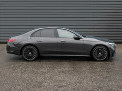 Mercedes-Benz - E200 Sedan - MY 2025 exterior 3