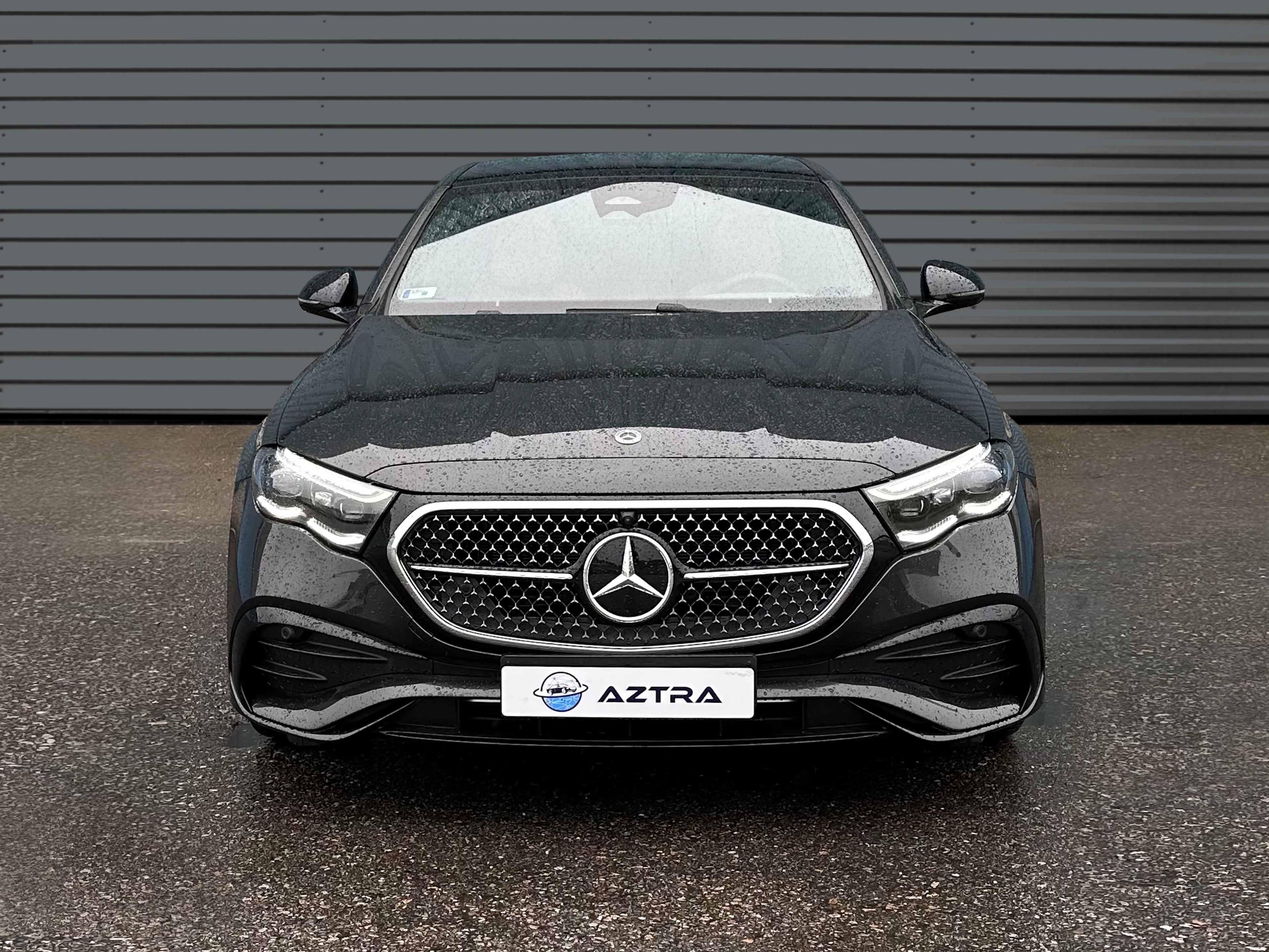 Mercedes-Benz - E200 Sedan - MY 2025