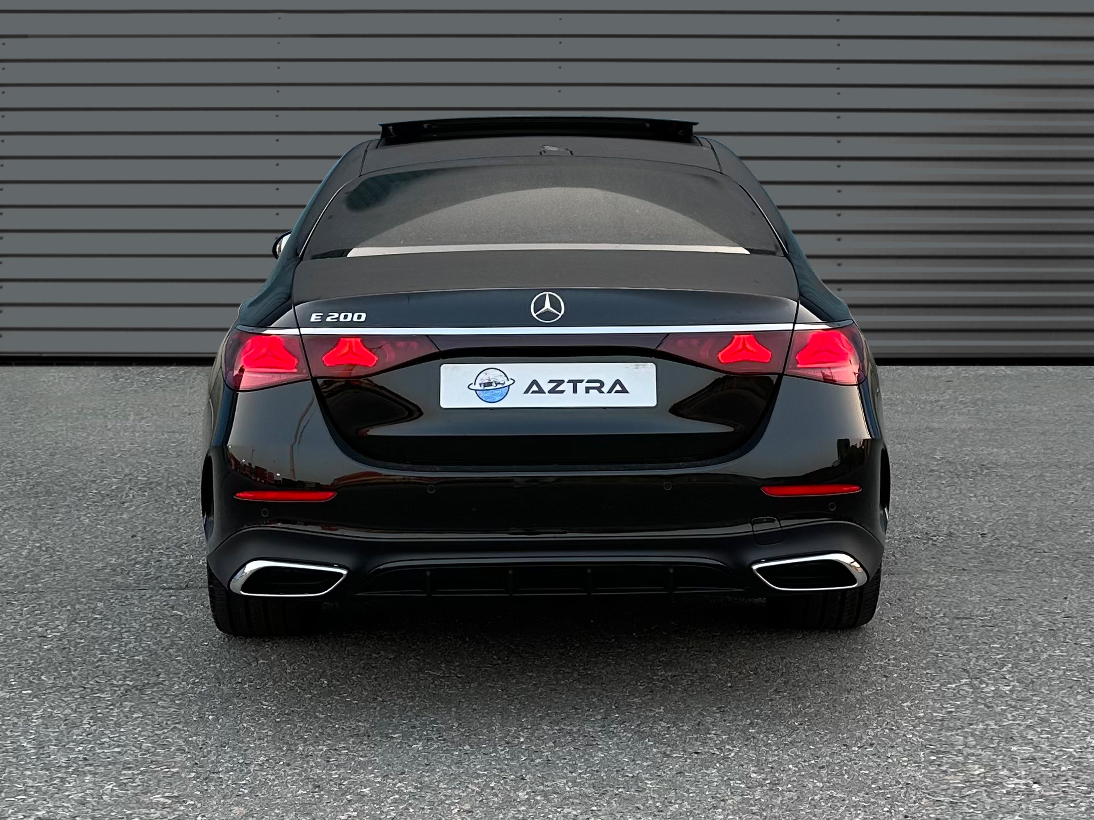 Mercedes-Benz - E200 Sedan - MY 2024