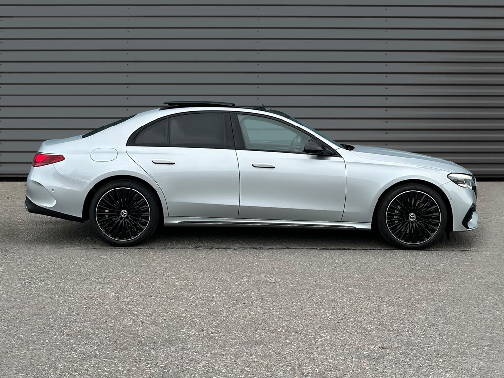 Mercedes-Benz - E200 Sedan - MY 2024