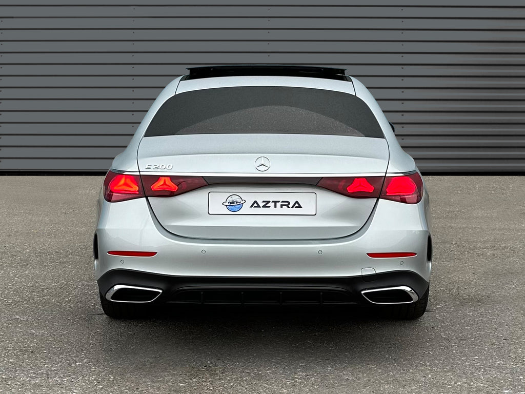 Mercedes-Benz - E200 Sedan - MY 2024