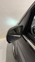 V300 Exclusive Long Facelift - MY 2026