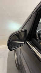 V300 Exclusive Long Facelift - MY 2026 exterior 9