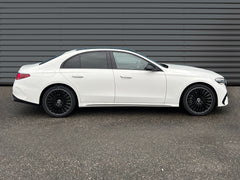 Mercedes-Benz - E200 Sedan - MY 2025 exterior 1