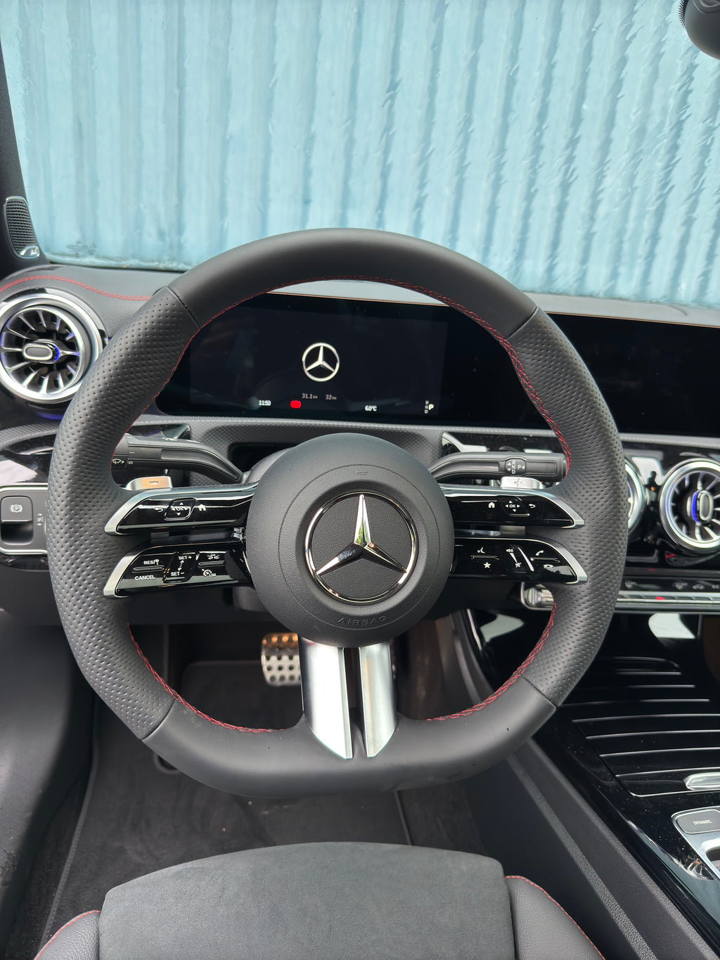 Mercedes-Benz - CLA200 Coupé - MY 2025