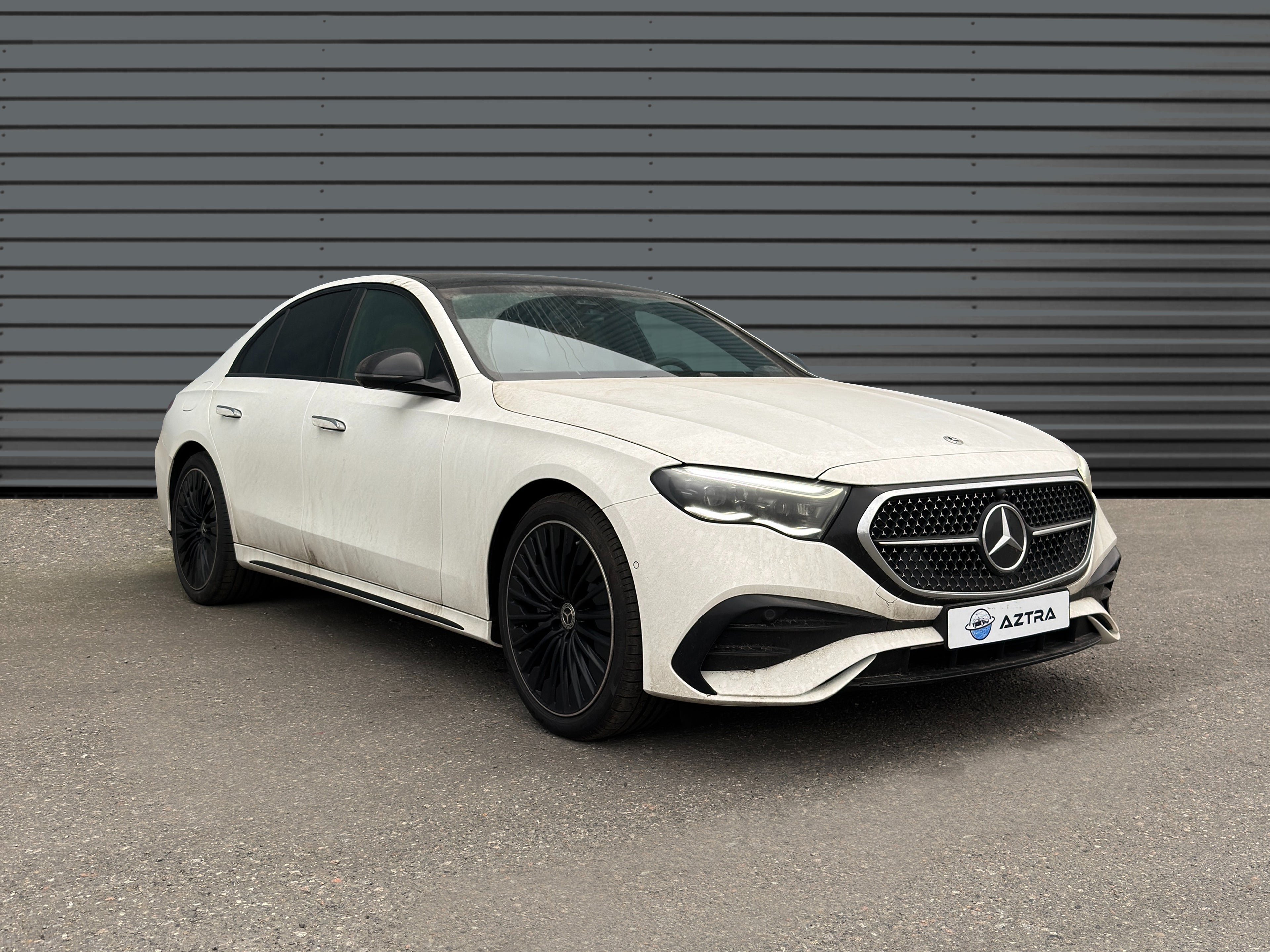 Mercedes-Benz - E200 Sedan - MY 2025