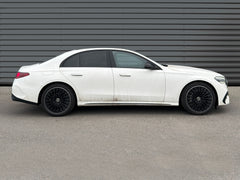 Mercedes-Benz - E200 Sedan - MY 2025 exterior 4