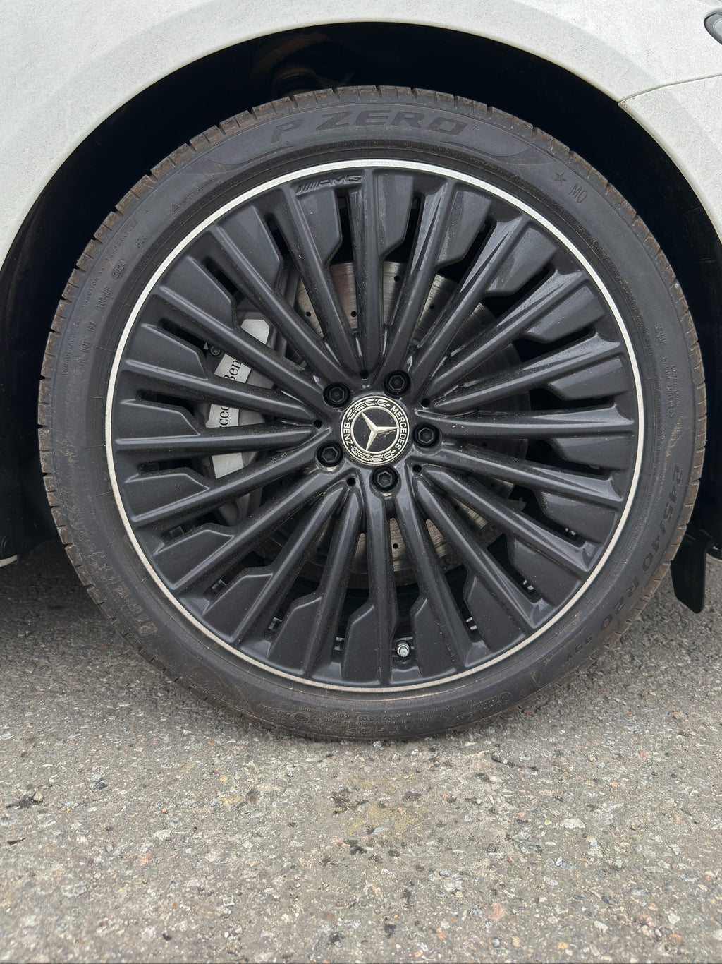 Mercedes-Benz - E200 Sedan - MY 2025