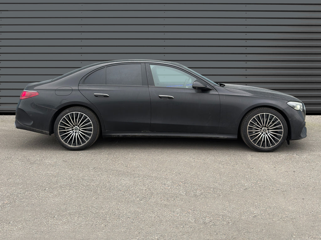 Mercedes-Benz - E200 Sedan - MY 2025