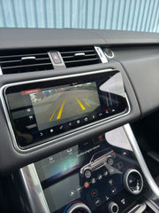 Range Rover - Sport P400e SE - MY2022 interior 4