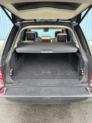 Range Rover - P400e Autobiography SWB - MY2022 interior 19