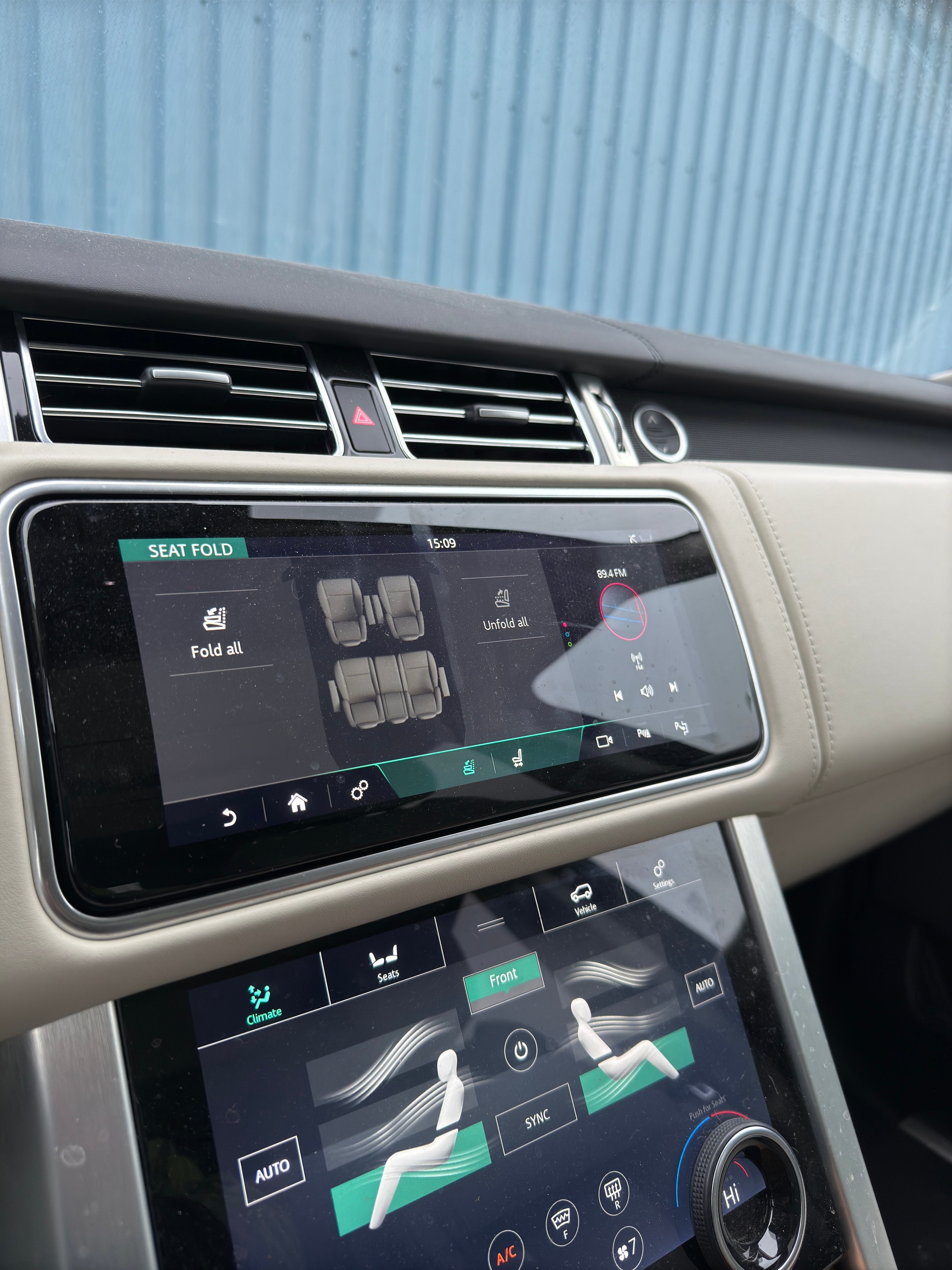 Range Rover - P400e Autobiography SWB - MY2022