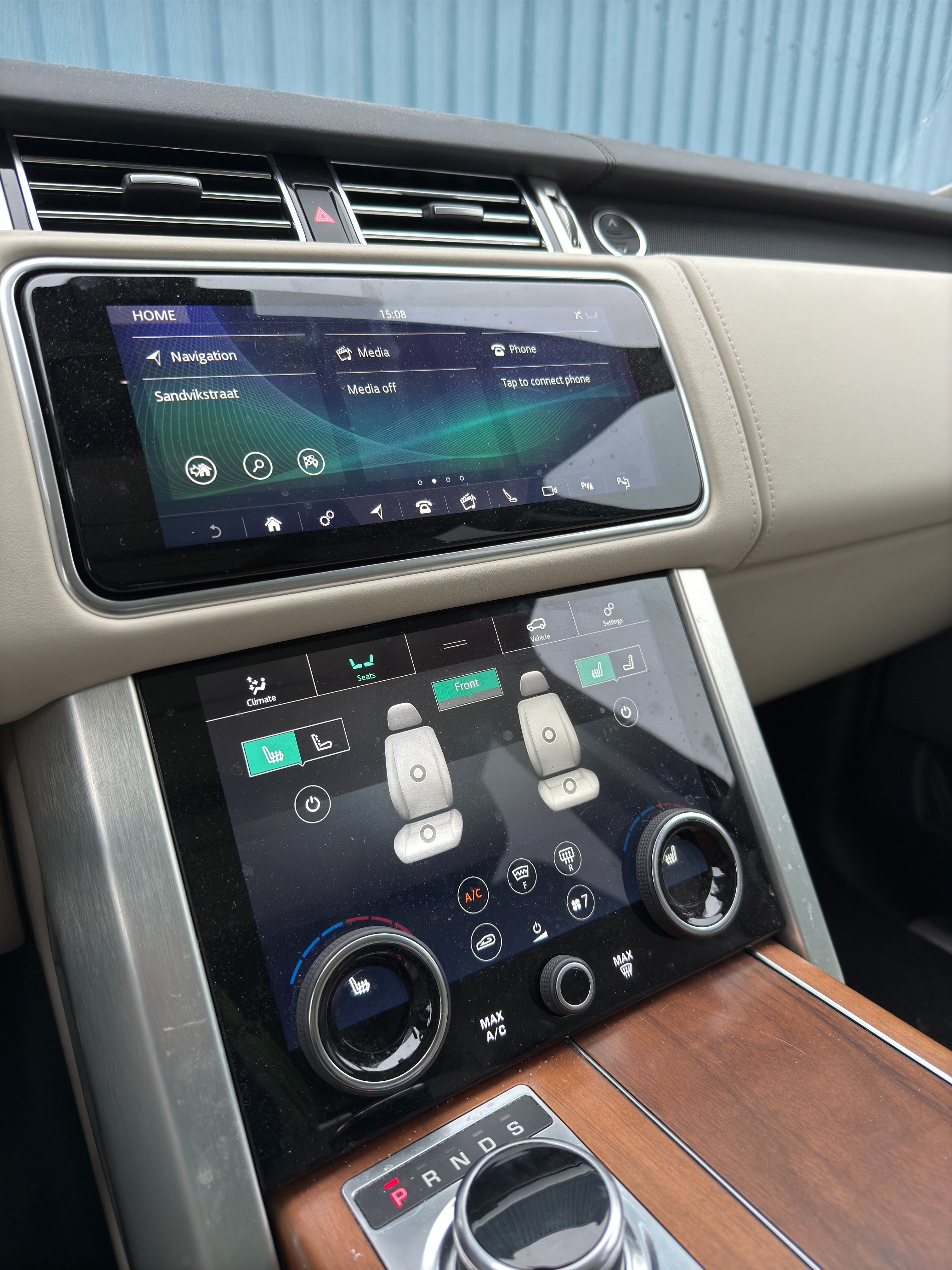 Range Rover - P400e Autobiography SWB - MY2022