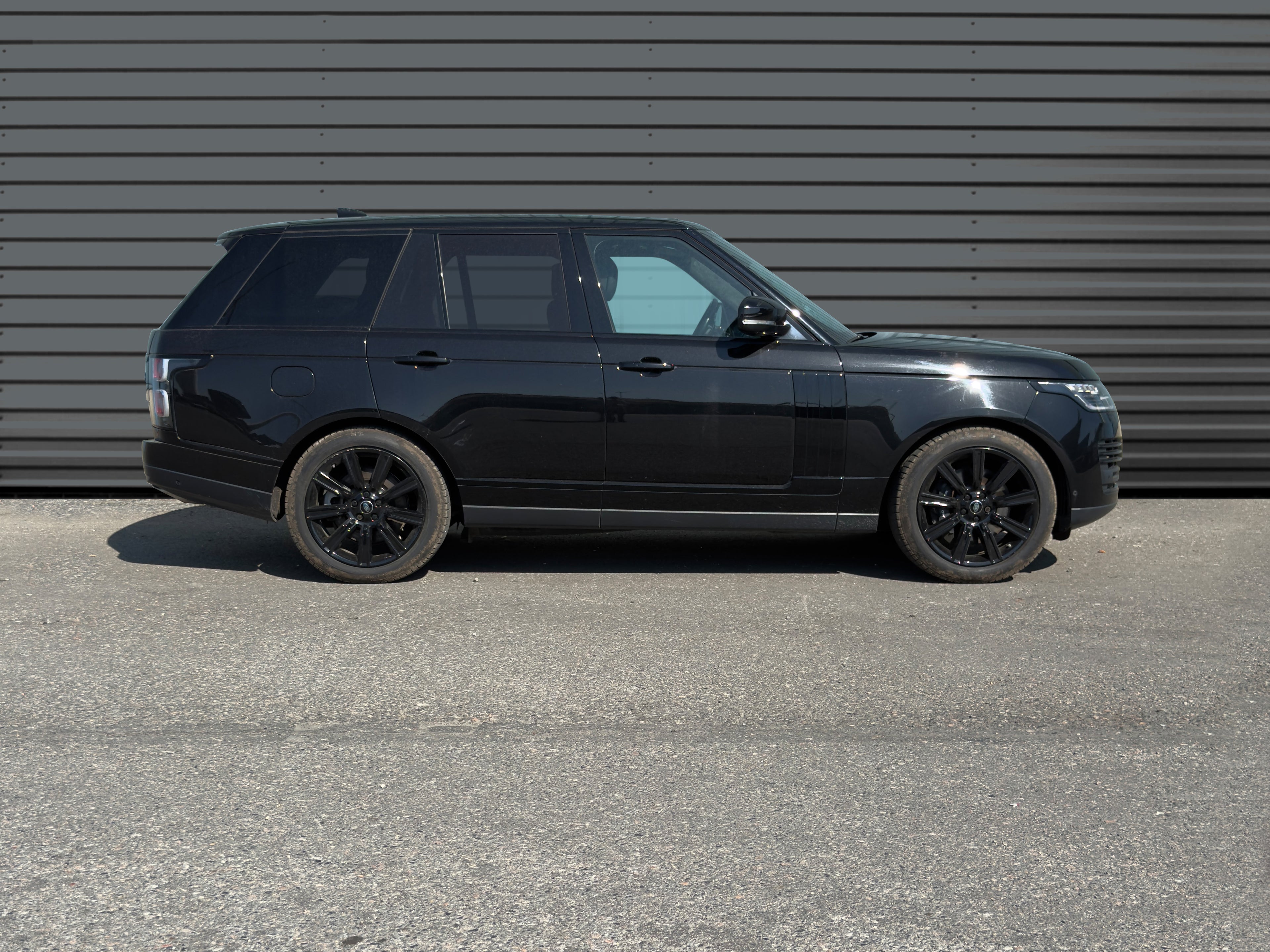Range Rover - RR P400e - MY2021