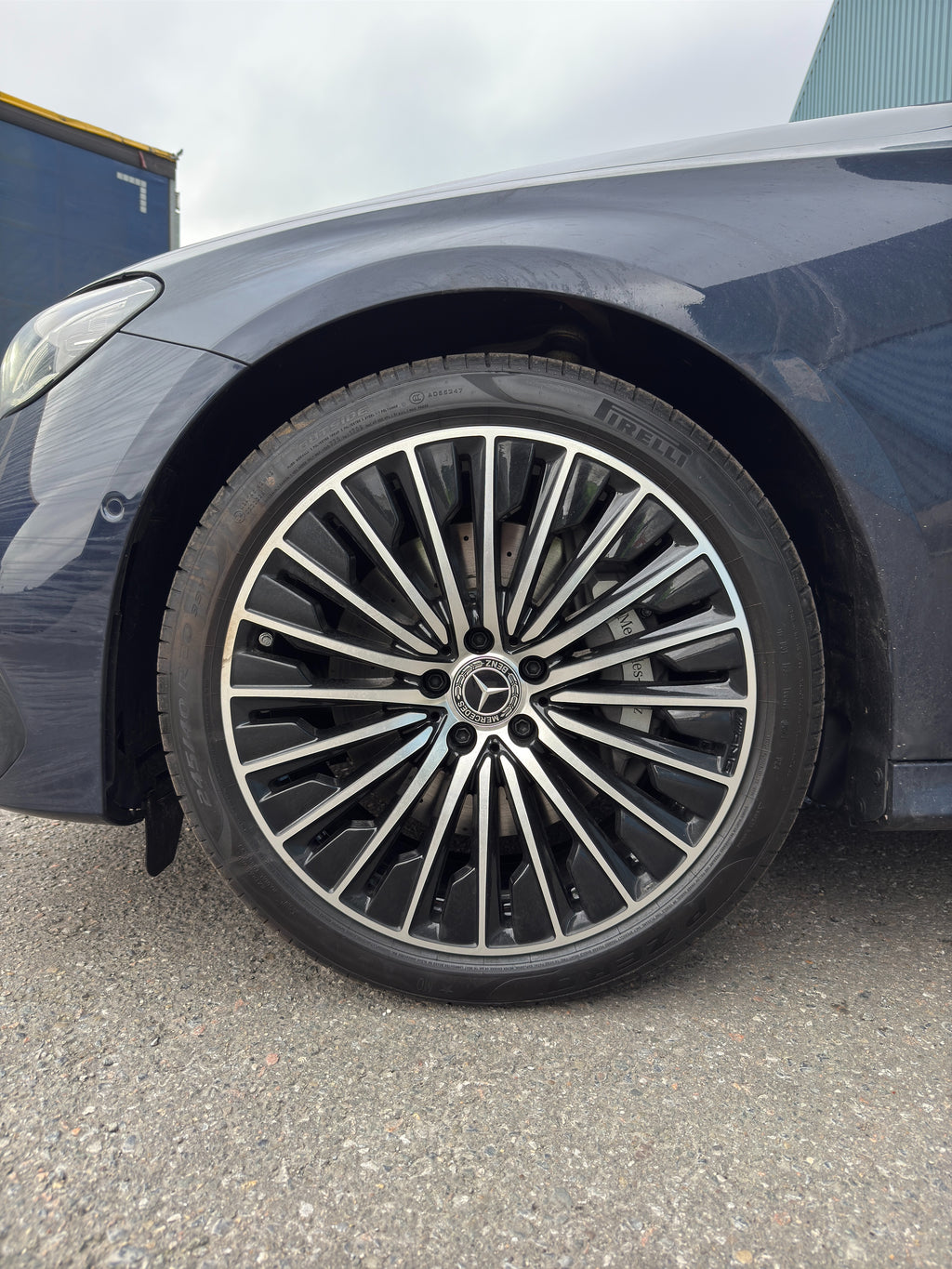 Mercedes-Benz - E200 Sedan - MY 2025