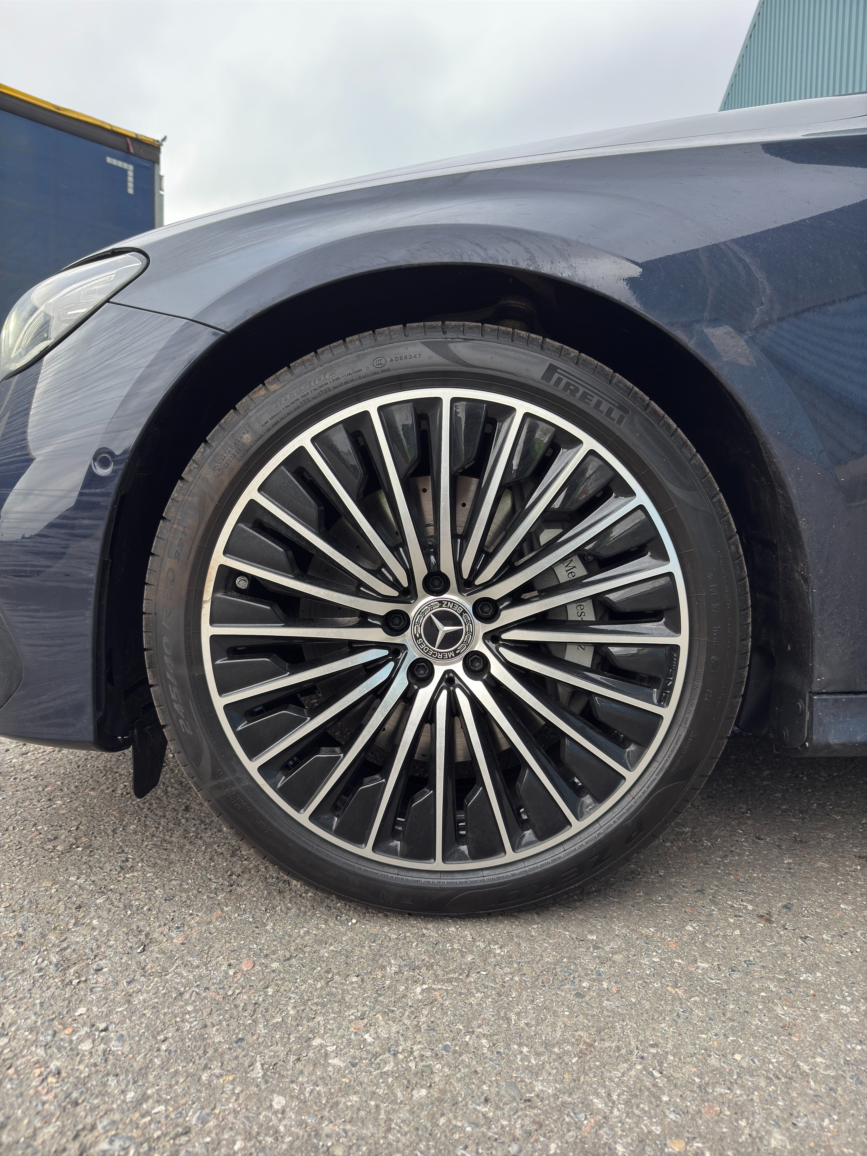 Mercedes-Benz - E200 Sedan - MY 2025