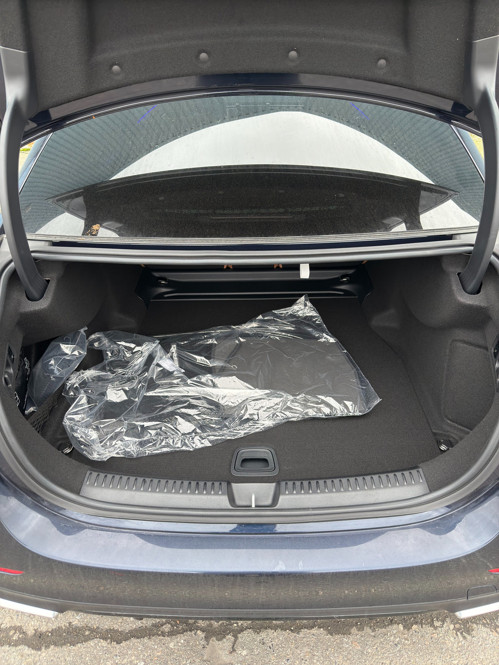 Mercedes-Benz - E200 Sedan - MY 2025