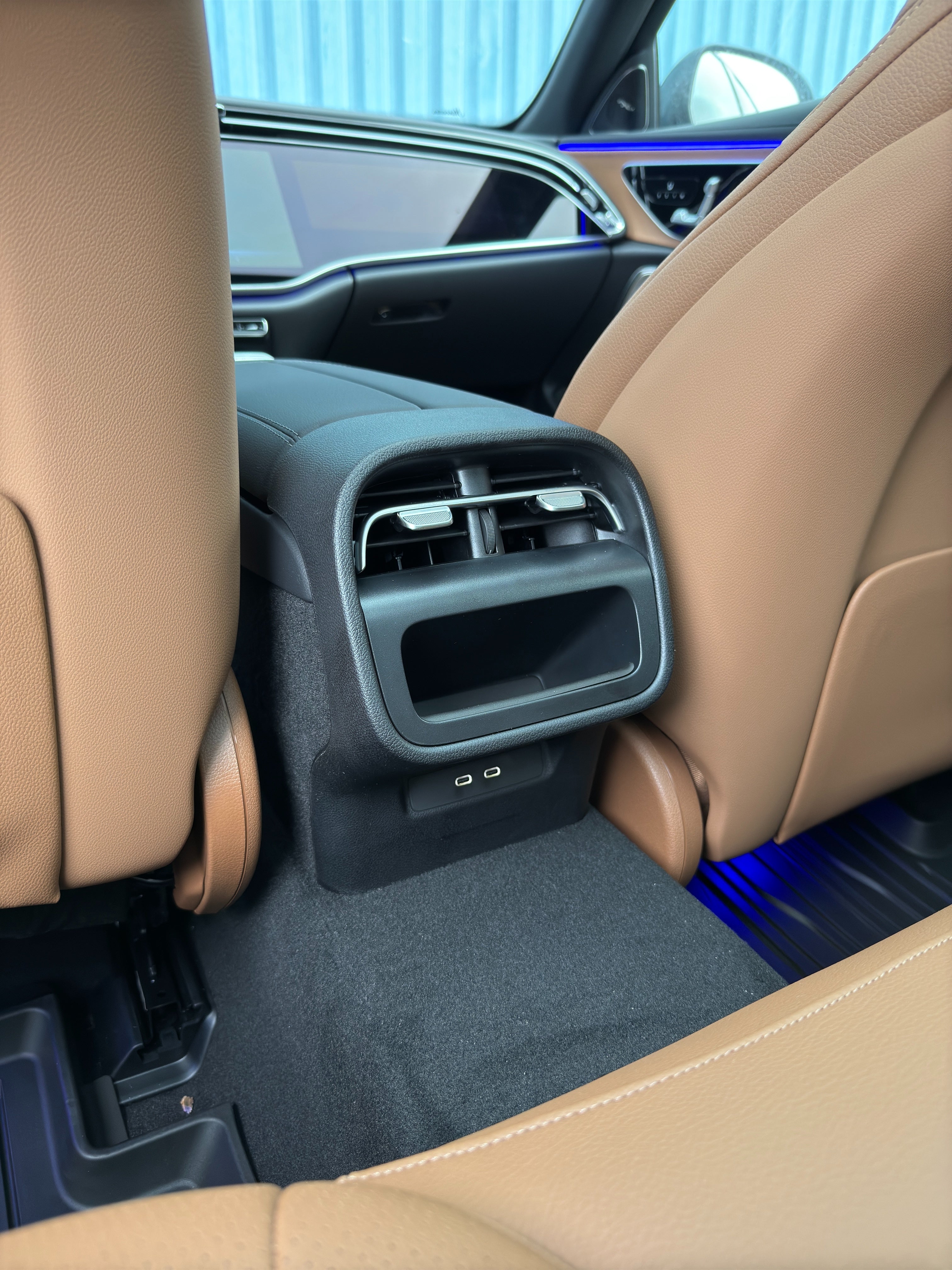 Mercedes-Benz - E200 Sedan - MY 2025