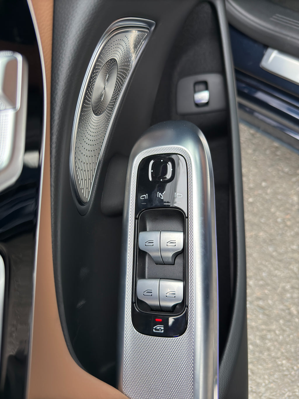 Mercedes-Benz - E200 Sedan - MY 2025